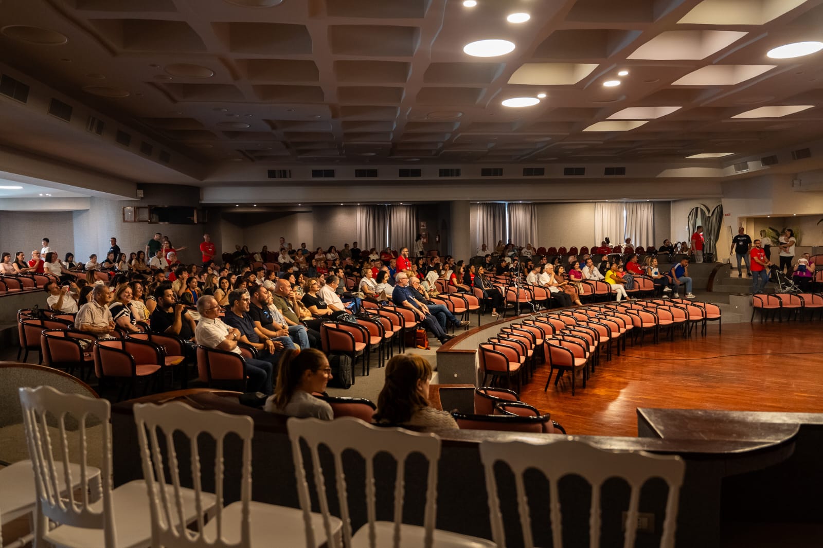 Momento di preghiera durante la conferenza