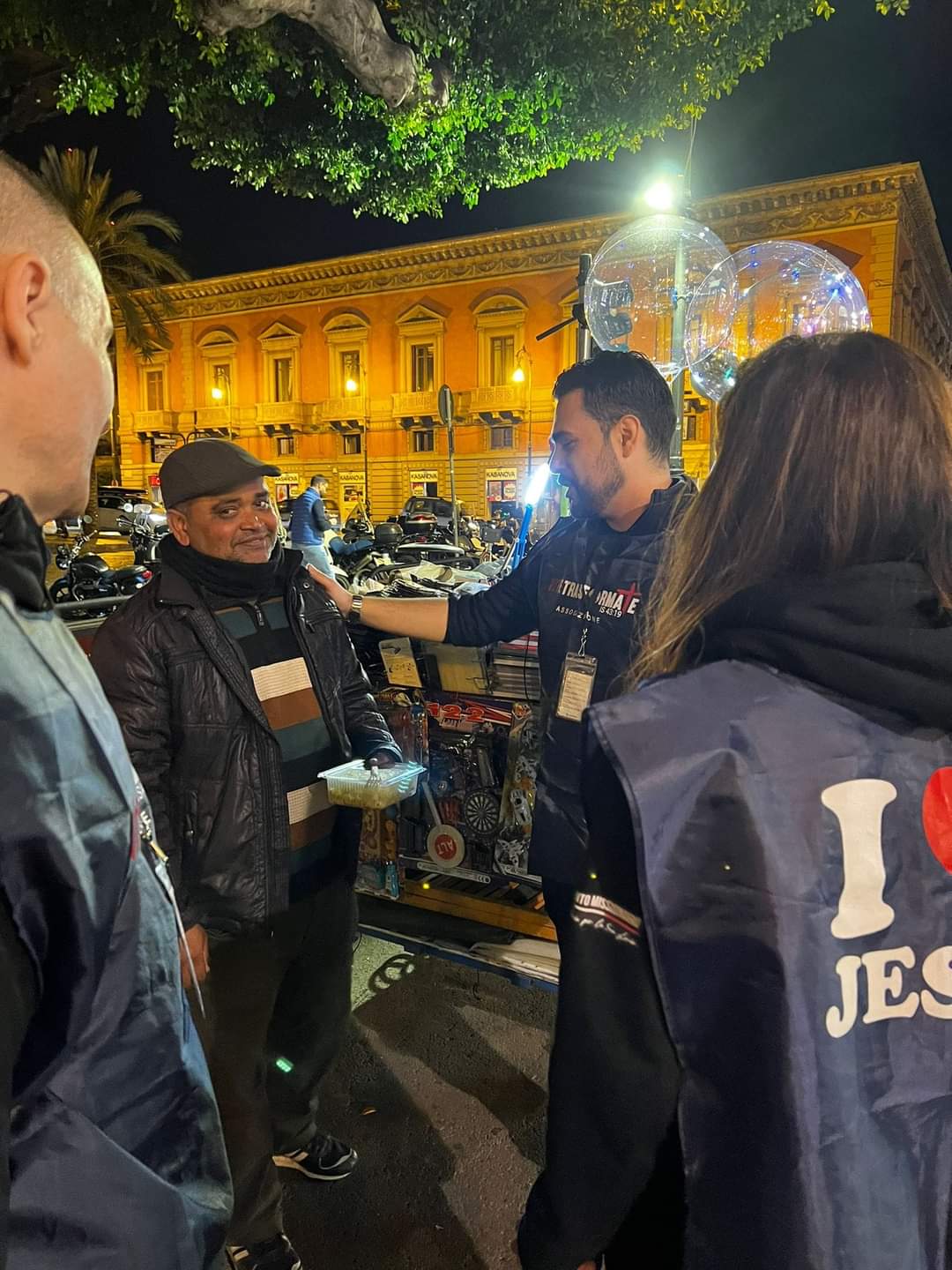 Testimonianza di fede in strada