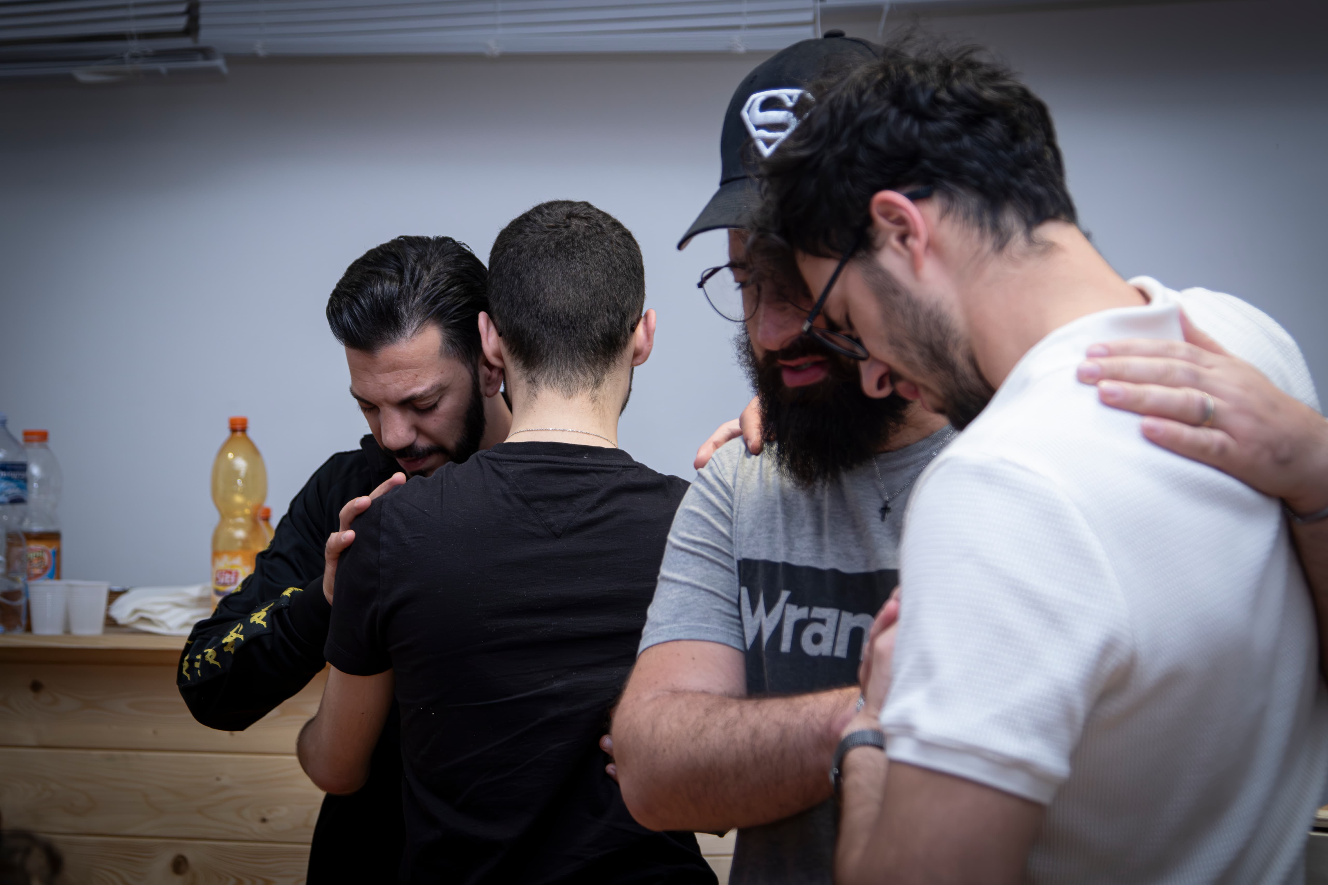 Il team Worship in lode e preghiera